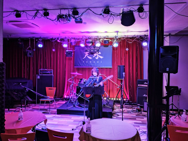 �V���Ńt�H�[�N����