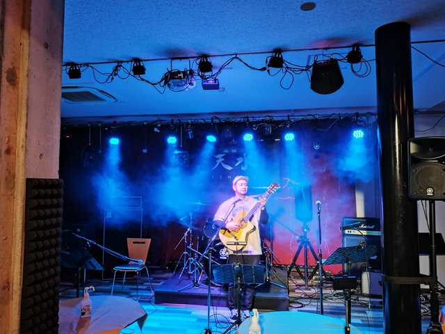 �V���Ńt�H�[�N����