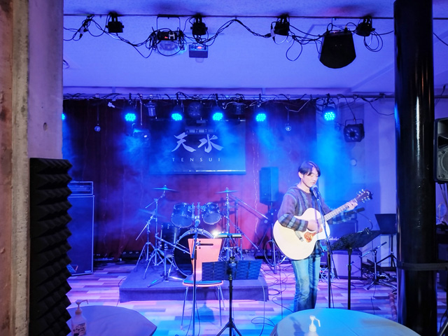 �V���Ńt�H�[�N����