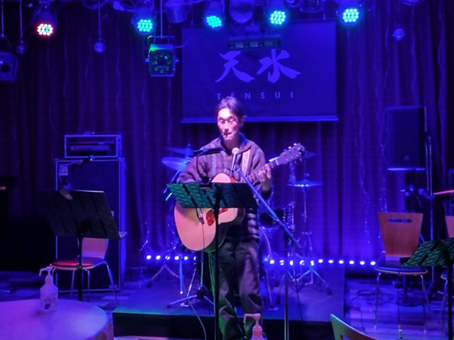 �V���Ńt�H�[�N����